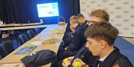 Powiększ grafikę: conradinowcy-na-targach-powerconnect-w-amber-expo-w-gdansku-682441.jpg