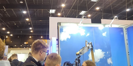 Powiększ grafikę: conradinowcy-na-targach-powerconnect-w-amber-expo-w-gdansku-682449.jpg