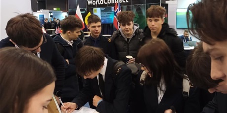 Powiększ grafikę: conradinowcy-na-targach-powerconnect-w-amber-expo-w-gdansku-682455.jpg