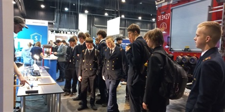 Powiększ grafikę: conradinowcy-na-targach-powerconnect-w-amber-expo-w-gdansku-682471.jpg