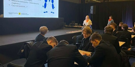 Powiększ grafikę: conradinowcy-na-targach-powerconnect-w-amber-expo-w-gdansku-682473.jpg