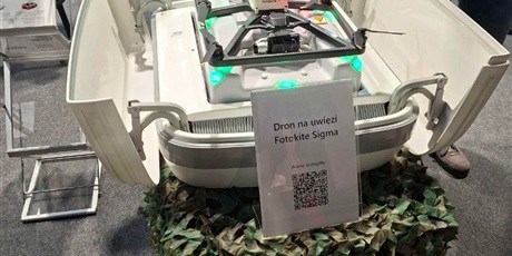 Powiększ grafikę: conradinowcy-podczas-targow-technologii-i-zastosowan-dronow-i-systemow-bezzalogowych-drone-world-expo-w-warszawie-678468.jpg