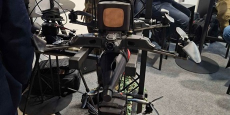 Powiększ grafikę: conradinowcy-podczas-targow-technologii-i-zastosowan-dronow-i-systemow-bezzalogowych-drone-world-expo-w-warszawie-678474.jpg