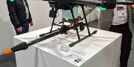 Powiększ grafikę: conradinowcy-podczas-targow-technologii-i-zastosowan-dronow-i-systemow-bezzalogowych-drone-world-expo-w-warszawie-678481.jpg