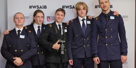 Powiększ grafikę: conradinowcy-zdobyli-i-miejsce-w-hackhatonie-energetyczne-pomorze-2040-664469.jpg