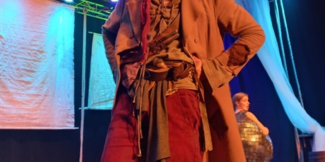 Conradinowiec odtwórcą głównej roli w spektaklu  „Piraci. Musical niesuchy.”