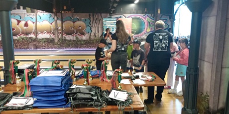 Powiększ grafikę: conradinum-mistrzem-gdanska-szkol-ponadpodstawowych-w-bowlingu-705251.jpg