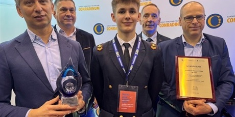 Powiększ grafikę: conradinum-na-gdanskich-targach-szkol-ponadpodstawowych-680014.jpg