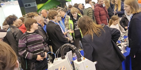 Powiększ grafikę: conradinum-na-gdanskich-targach-szkol-ponadpodstawowych-680020.jpg