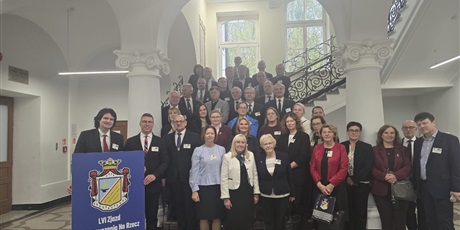 Powiększ grafikę: dyrektor-soit-conradinum-na-zjezdzie-stowarzyszenia-na-rzecz-najstarszych-szkol-w-polsce-649572.jpg