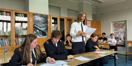 Powiększ grafikę: final-projektu-realizowanego-w-ramach-akademii-prawa-konstytucyjnego-696043.jpg