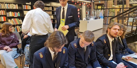 Powiększ grafikę: forum-mlodych-10-grudnia-2025-miedzynarodowy-dzien-praw-czlowieka-w-ecs-664415.jpg