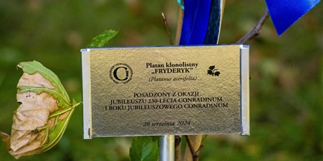 Powiększ grafikę: fotorelacja-z-uroczystosci-230-lecia-conradinum-556028.jpg