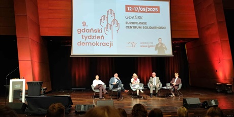 Powiększ grafikę: gdanski-tygodzien-demokracji-w-europejskim-centrum-solidarnosci-638218.jpg