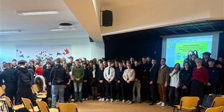 Powiększ grafikę: jak-obywatel-moze-chronic-srodowisko-dzialania-lokalne-i-globalne-685423.jpg