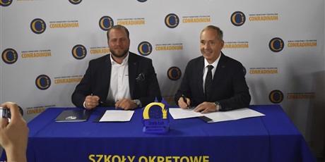Powiększ grafikę: jubileusz-125-lecia-conradinum-we-wrzeszczu-647133.jpg