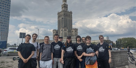 Powiększ grafikę: klasa-4a-na-wycieczce-w-jablonnej-oraz-warszawie-696898.jpg