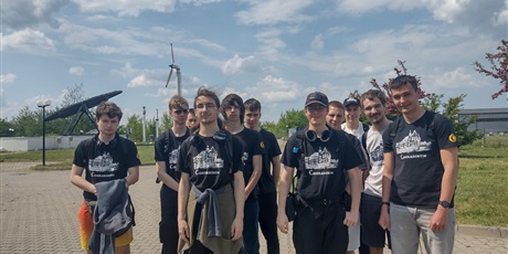 Powiększ grafikę: klasa-4a-na-wycieczce-w-jablonnej-oraz-warszawie-696899.jpg