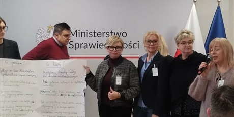 Powiększ grafikę: konferencja-i-warsztaty-dla-nauczycieli-i-nauczycielek-w-ministerstwie-sprawiedliwosci-672977.jpg