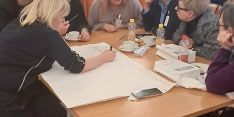 Powiększ grafikę: konferencja-i-warsztaty-dla-nauczycieli-i-nauczycielek-w-ministerstwie-sprawiedliwosci-672978.jpg