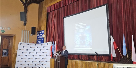 Powiększ grafikę: konferencja-perspektywy-i-kierunki-rozwoju-przemyslu-budowy-jednostek-plywajacych-659365.jpg