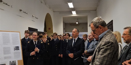 Powiększ grafikę: konferencja-perspektywy-i-kierunki-rozwoju-przemyslu-budowy-jednostek-plywajacych-659383.jpg