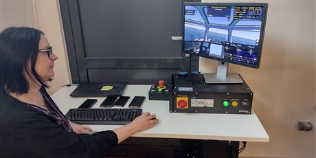 Powiększ grafikę: kwietniowe-sesje-projektu-kurs-na-offshore-690838.jpg