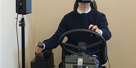 Powiększ grafikę: kwietniowe-sesje-projektu-kurs-na-offshore-690849.jpg