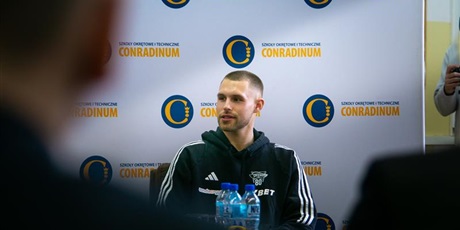 Powiększ grafikę: lechia-w-conradinum-14-kwietnia-2026-687582.jpg