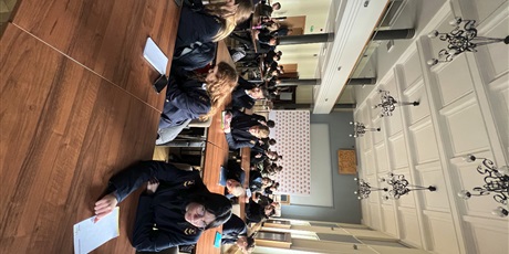 Powiększ grafikę: lekcja-outdoorowa-w-ramach-miedzyszkolnego-programu-edukacji-obywatelskiej-650940.jpg