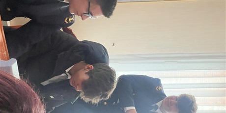 Powiększ grafikę: lekcja-outdoorowa-w-ramach-miedzyszkolnego-programu-edukacji-obywatelskiej-650951.jpg