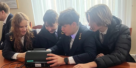 Powiększ grafikę: lekcja-outdoorowa-w-ramach-miedzyszkolnego-programu-edukacji-obywatelskiej-650953.jpg