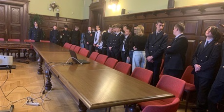 Powiększ grafikę: lekcja-outdoorowa-w-ramach-miedzyszkolnego-programu-edukacji-obywatelskiej-660753.jpg