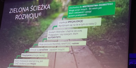 Powiększ grafikę: na-jubileuszowej-x-konferencji-edukacyjnej-bezee-574257.jpg