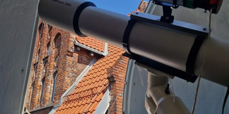 Powiększ grafikę: niezwykla-lekcja-fizyki-w-obserwatorium-astronomicznym-gla-w-gdansku-695882.jpg