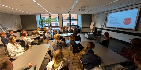 Powiększ grafikę: od-pasji-do-przyszlosci-europejskie-centrum-solidarnosci-29-pazdziernika-2025r-652435.jpg