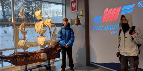 Powiększ grafikę: panowie-piotr-mackowski-z-klasy-3e-oraz-marcin-wierzbicki-uczen-klasy-4e-uczestnikami-projektu-kurs-na-offshore-671780.jpg