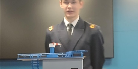 Powiększ grafikę: panowie-piotr-mackowski-z-klasy-3e-oraz-marcin-wierzbicki-uczen-klasy-4e-uczestnikami-projektu-kurs-na-offshore-671800.jpg