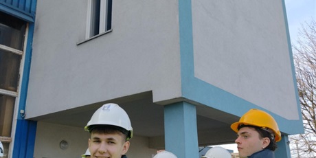 Powiększ grafikę: piotr-mackowski-oraz-marcin-wierzbicki-w-firmach-mostostal-pomorze-sa-oraz-baltic-towers-683966.jpg