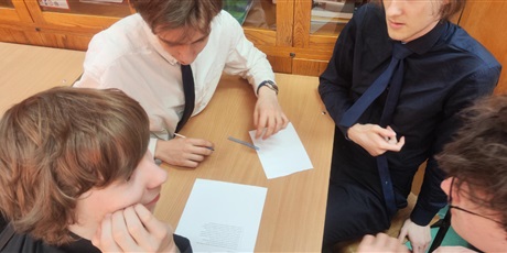 Powiększ grafikę: po-wizycie-w-kaszubskiej-dywizji-strazy-granicznej-na-westerplatte-689000.jpg