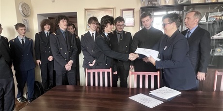 Powiększ grafikę: podpisanie-umowy-o-wspolpracy-edukacyjnej-z-gdanska-akademia-medyczna-nauk-stosowanych-w-gdansku-683945.jpg