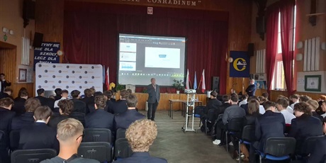 Pokazy zorganizowane przez Stowarzyszenie Inżynierów i Techników Mechaników Polskich SIMP