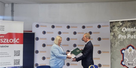 Powiększ grafikę: porozumienie-o-wspolpracy-z-wojskowa-akademia-techniczna-w-warszawie-711606.jpg