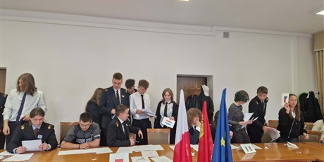 Powiększ grafikę: proces-decyzyjny-ue-w-praktyce-701965.jpg