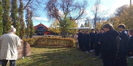Powiększ grafikę: sladami-conradiego-historia-ktora-jest-blisko-nas-718548.jpg