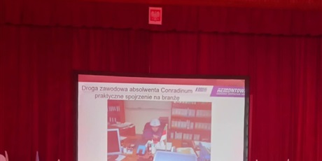 Powiększ grafikę: spotkanie-mlodziezy-szkolnej-z-absolwentami-conradinum-664472.jpg