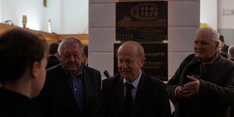 Powiększ grafikę: spotkanie-pokolen-conradinowcow-664486.jpg