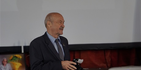 Powiększ grafikę: spotkanie-pokolen-conradinowcow-664494.jpg