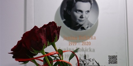 Powiększ grafikę: spotkanie-pokolen-conradinowcow-664522.jpg