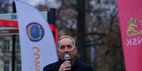 Powiększ grafikę: spotkanie-pokolen-conradinowcow-664525.jpg